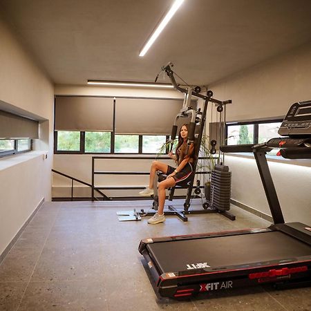 דירות טריקלה Industrial Loft מראה חיצוני תמונה