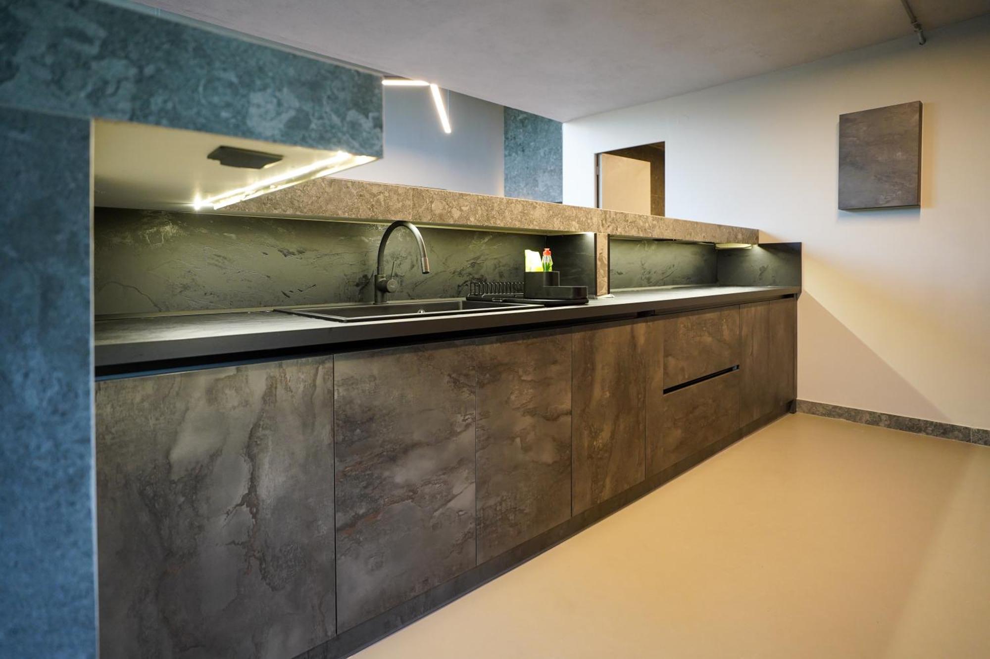 דירות טריקלה Industrial Loft מראה חיצוני תמונה